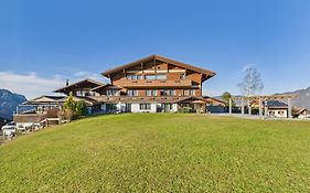 Bergblick Lodge - 3 Sterne Garni